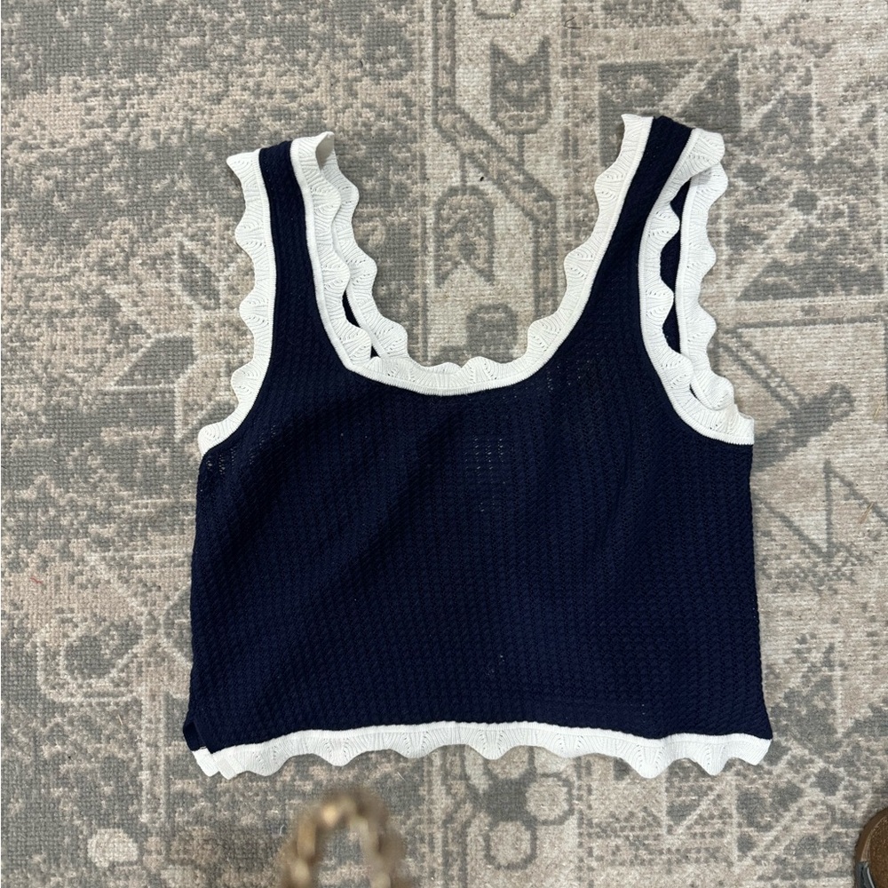 Anthropologie scalloped tank